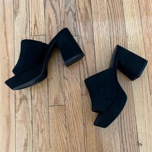 Urban outfitters platform mule